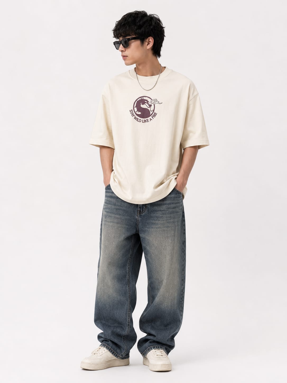 Men's Off-White Oversized Graphic Print T-Shirt