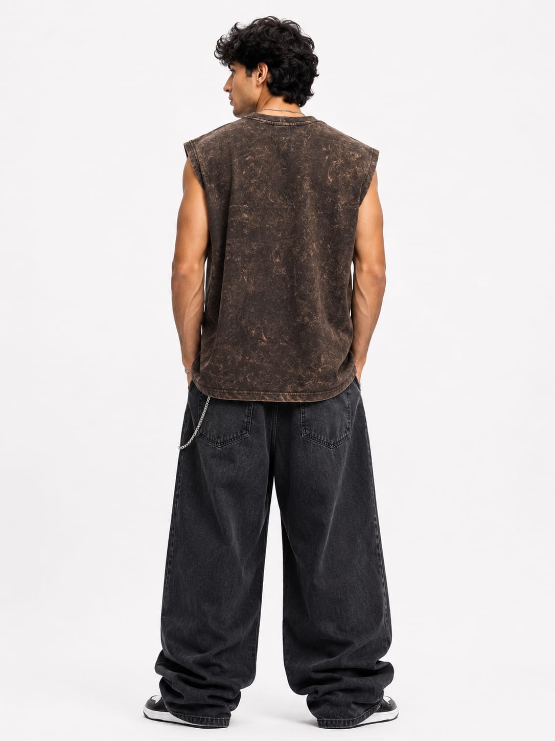Men's Vintage Acid Wash Oversized Sleeveless Chicago 1993 Graphic T-Shirt – Brown - Image 2