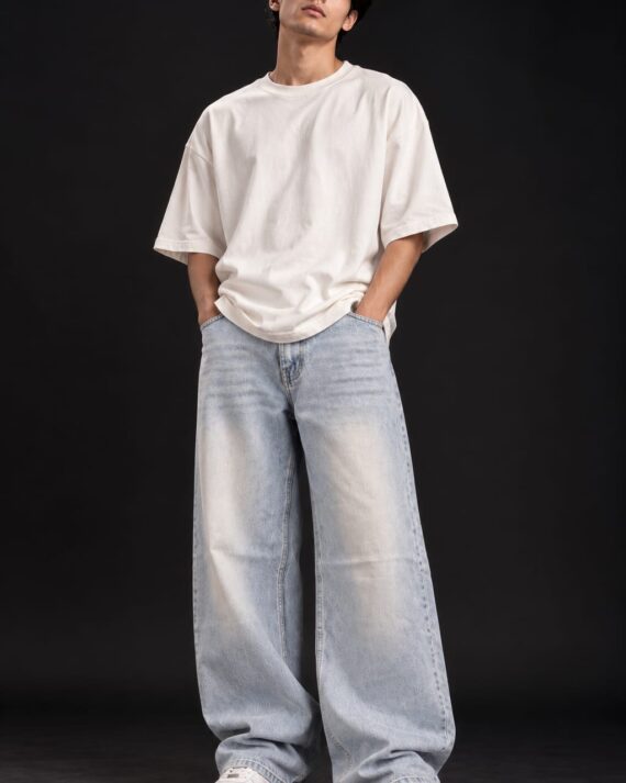 Men’s Wide Leg Washed Denim Jeans